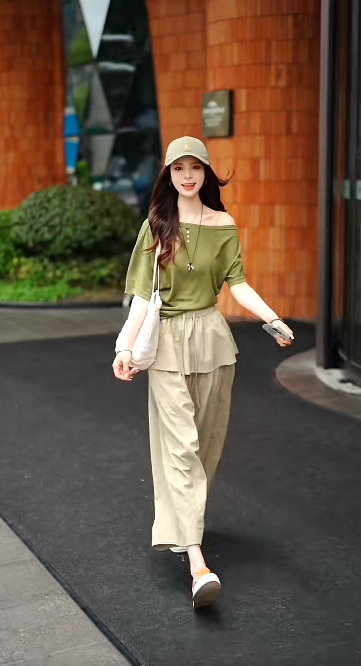 부드러운 찹쌀 한 단어 여름 비스듬한 칼라 오프숄더 미니멀리즘 바람 패션 다용도 오프숄더 티셔츠 맨위 바지