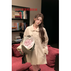 批发杨小卷 骆绒羊毛Miu系千金感<b class='q'>娃娃领</b>双面呢大衣双排扣毛呢外套冬