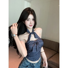 批发英伦<b class='q'>通勤</b>复古风设计感领结蝴蝶结条纹抹胸背心修身显瘦百搭上衣