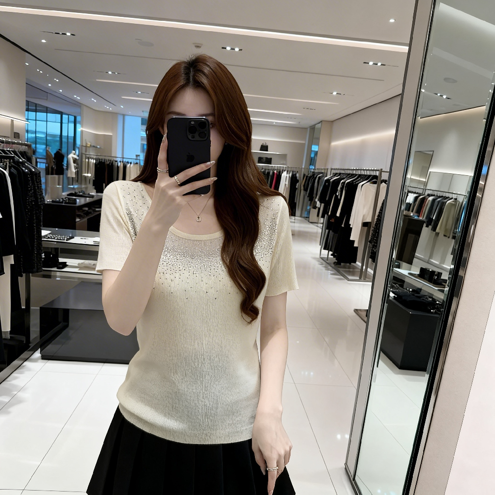 디자인 센스 무거운 작업 핫픽스 긍정적 인 어깨 니트 스웨터 여성 여름 부드러운 바람 세련된 절묘한 품격 반팔 맨위