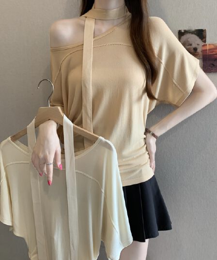 여름 순수한 욕망 바람 비스듬한 어깨 행침 목 리본 오프숄더 반팔 티셔츠 여성 슬림해 보이는 작은 셔츠 맨위