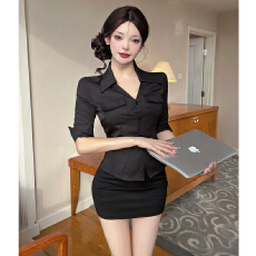 批发纯欲辣妹风黑色V领中袖<b class='q'>衬衫</b>包臀裙两件套高级感御姐显瘦收腰套装