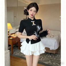 批发<b class='q'>夏季</b>刺绣国风T恤五分袖女减龄工作服设计感<b class='q'>旗袍</b>新中式年轻款上衣