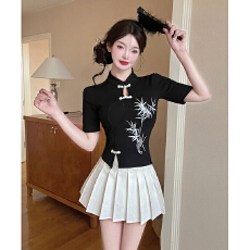 批发刺绣国风T恤工作服设计感旗袍新中式年轻款五分袖上衣百褶裙套装