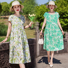 批发棉绸<b class='q'>连衣裙</b>女2025新款夏季<b class='q'>人造棉</b>绵时尚外穿中长款落肩袖碎花裙子