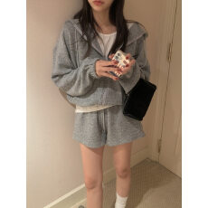 批发有货ins韩国东大门休闲宽松百搭长袖卫衣开衫外套+<b class='q'>短裤</b>套装