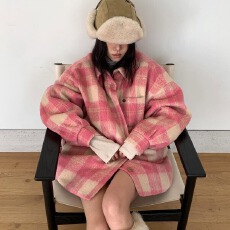 批发chic粉色棋盘格外套女秋冬设计感夹棉小众复古宽松加厚长袖<b class='q'>衬衫</b>女