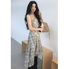 批发chic韩国东大门2026春夏季新款 复古格纹不规则吊带连衣裙