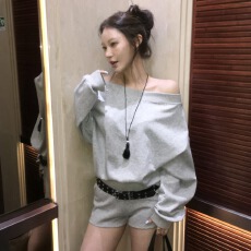 批发有货INS<b class='q'>韩国</b>东大门2025秋款露肩斜领长袖铆钉<b class='q'>卫衣</b>+短裤韩系套装女