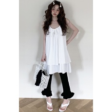 批发chic韩系法式气质白色遮肉背心<b class='q'>连衣</b>裙+花瓣九分裤套<b class='q'>装</b>