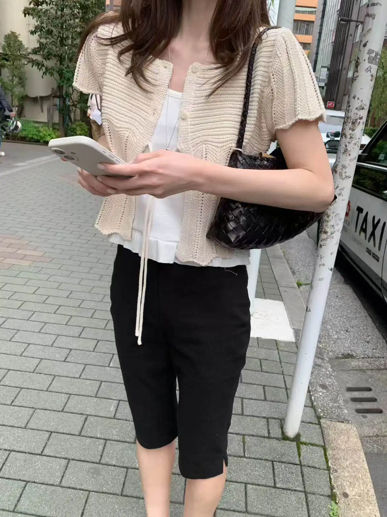 프렌치 스타일 단추 레이스 반소매 라운드넥 가디건 상세 이미지 29