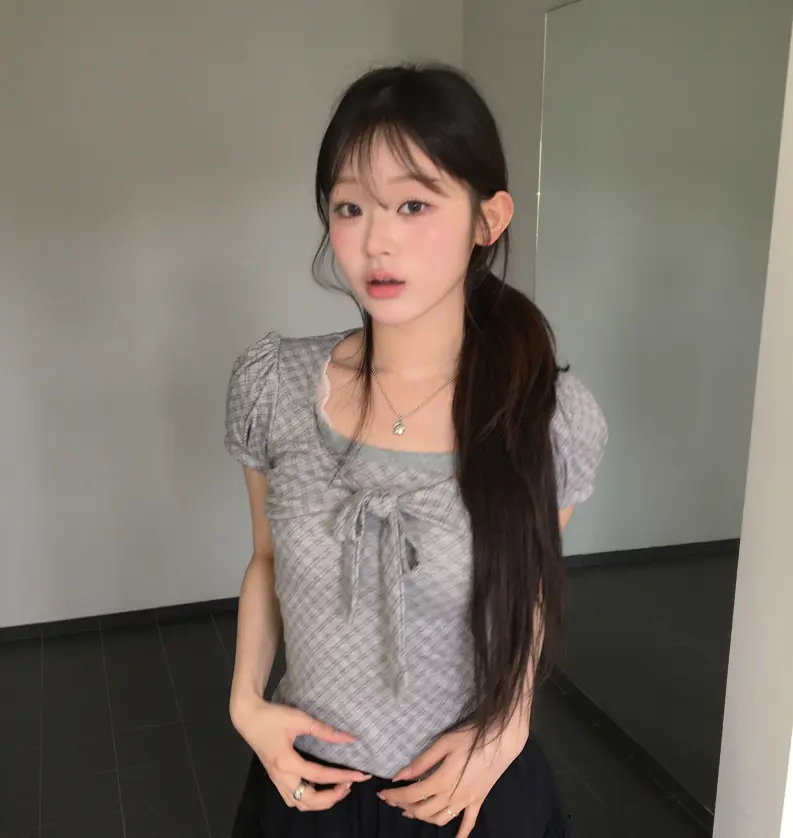 반소매 체크 패턴 퍼프소매 티셔츠 상세 이미지 10