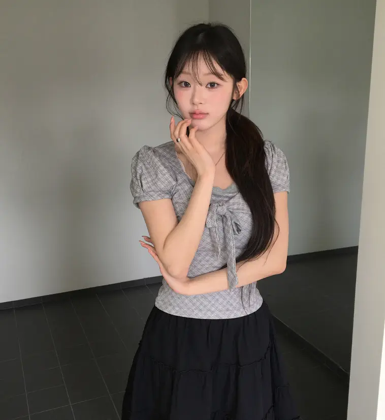 반소매 체크 패턴 퍼프소매 티셔츠 상세 이미지 13