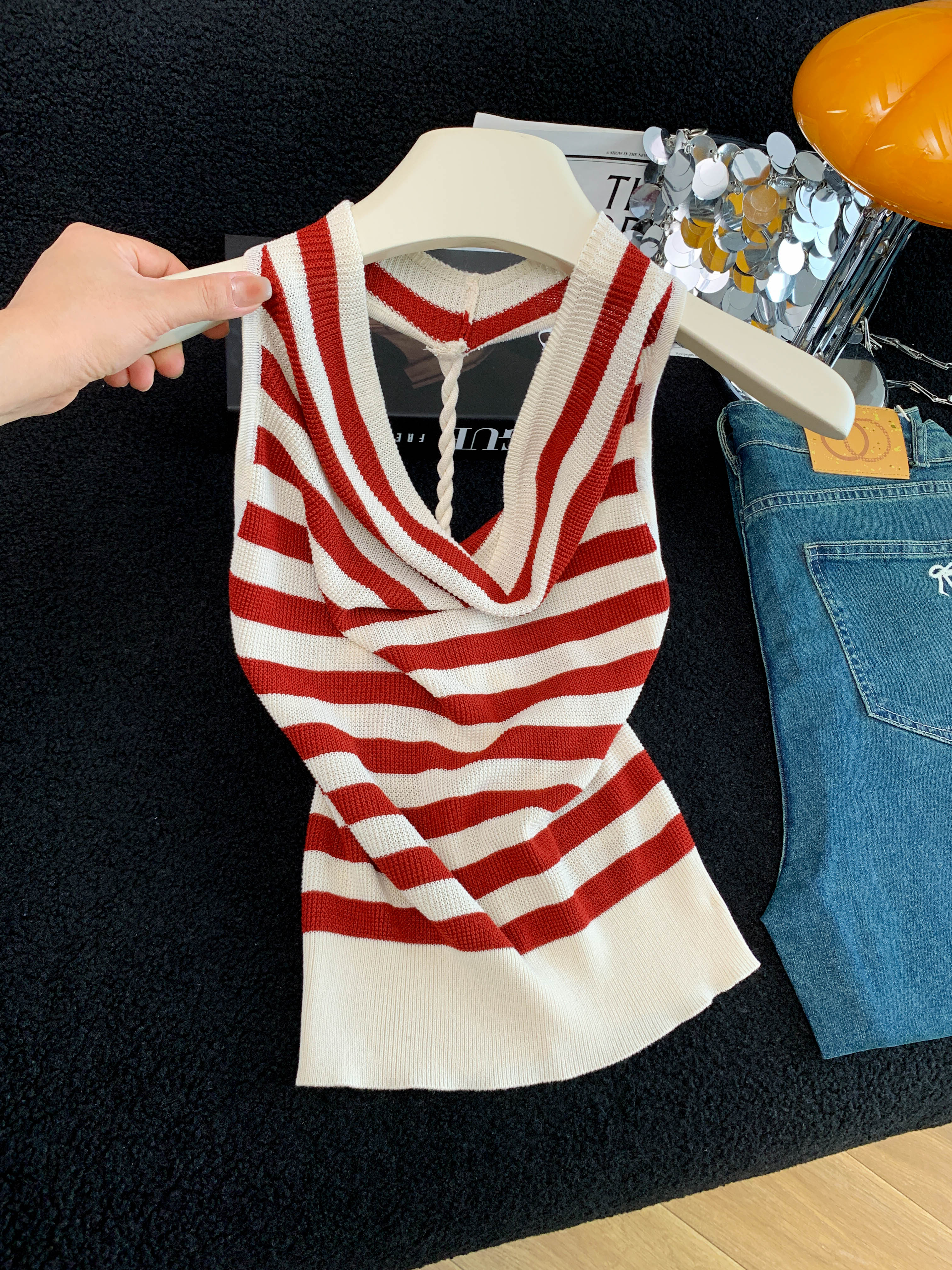 夏季新款女装显瘦上衣条纹韩系纯欲辣妹条纹露背设计感背心 服裝批發女裝批發服飾貨源