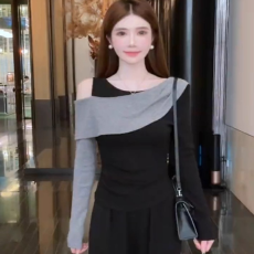 批发时髦圆领拼接撞色长袖T恤女装今年流行爆款显瘦假两件打底衫上衣