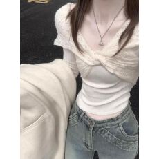 批发2026蕾丝白色内搭打底衫设计感<b class='q'>镂空</b>针织T恤女显瘦气质上衣