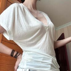 批发2026大码纯欲风夏<b class='q'>休闲</b>v领t恤宽松慵懒气质收腰抽褶上衣