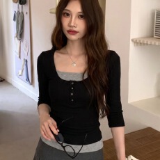 批发2026正肩显瘦假两件拼色收腰中袖T恤女早<b class='q'>秋</b>季设计感修身上衣