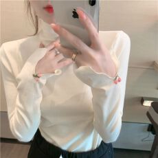 批发2026白色打底衫女<b class='q'>秋</b>冬内搭洋气短款半高领T恤显瘦长袖甜美上衣