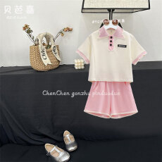 批发<b class='q'>女</b><b class='q'>童</b><b class='q'>套装</b>夏款2026新款夏季洋气小女孩短袖儿童运动短裤两件套夏装