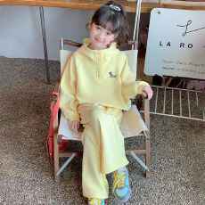 批发女童连帽套装2026春秋季新款洋气<b class='q'>儿童</b>卫衣阔腿裤休闲运动风两件套