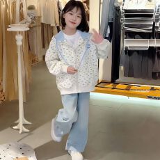 批发女童<b class='q'>外套</b>春<b class='q'>秋装</b>2026新款洋气碎花连帽拉链卫衣儿童女孩春季上衣潮