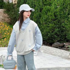 批发<b class='q'>女童</b>学院<b class='q'>风</b>卫衣秋季新款洋气中大童时髦女孩百搭连帽<b class='q'>衬衣</b>拼接上衣