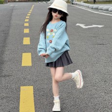 批发女童宽松毛衣外穿秋冬2025新款儿童打底衫大童女孩超好看针织上衣