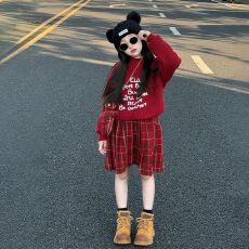 批发女童秋冬针织套装新款2025洋气冬季新年服小女孩百褶裙儿童两件套