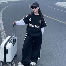 批发女童春装套装2026新款小女孩潮酷穿搭假两件上衣<b class='q'>宽松</b>休闲裤两件套