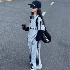 批发女童假两件套装秋<b class='q'>冬</b>季2026新款韩版中大童拼接上衣阔腿裤两件套潮