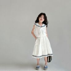 批发<b class='q'>女</b><b class='q'>童</b>套装夏季2026新款休闲风女大童海军领上衣百搭半身裙两件套潮