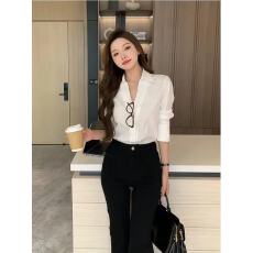 批发法式V领白色衬衫女秋冬高级感气质休闲<b class='q'>职业</b>通勤衬衣时尚洋气上衣