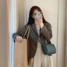 批发春秋季新款小<b class='q'>西装外套</b><b class='q'>女</b>潮短款修身气质洋气上衣休闲西服通勤职业