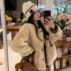 批发慵懒风环保羊羔毛外套女装秋季短款宽松加厚皮毛一体休闲减龄上衣