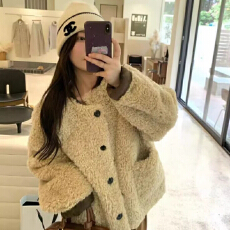 批发慵懒风环保羊羔毛<b class='q'>外套</b>女装秋季短款<b class='q'>宽松</b>加厚皮毛一体休闲减龄上衣