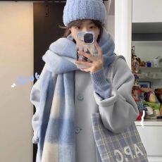 批发新款日系<b class='q'>甜美</b>奶蓝毛呢外套秋冬季学院风<b class='q'>甜美</b>宽松中长款呢子大衣女
