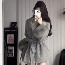 批发大小姐穿搭复古洋气新款<b class='q'>女装</b>名媛时尚长袖气质<b class='q'>外套</b>ins风短款大衣