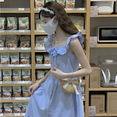 批发韩系蓝色条纹飞飞袖<b class='q'>连衣裙</b>女夏季新款系带方领收腰中长款A字裙潮