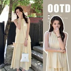 批发法式高级感套装女2026夏日新款茶系休闲穿搭无袖挂脖上衣两件套