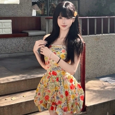 原版做法有内里纯欲碎花抹胸连衣裙收腰花苞裙度假风收腰显瘦裙子