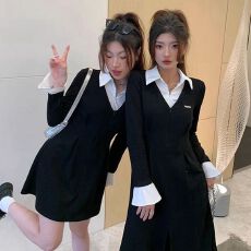 批发<b class='q'>春</b>秋新款法式复古显瘦小众设计感小黑裙时尚衬衫领气质闺蜜连衣裙