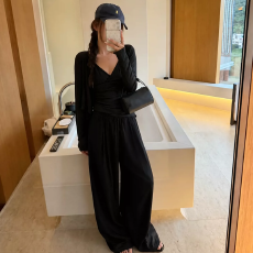 批发休闲套装松弛感长袖开衫内搭<b class='q'>吊带</b>背心女早秋抽绳阔腿裤黑色三件套