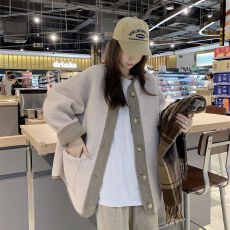 批发2026冬季厚款撞色复古羊羔毛外套女新款小香风宽松加厚中长款开衫