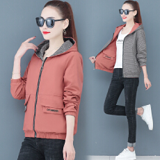 批发春季<b class='q'>新款</b>短款外套<b class='q'>女</b>2026韩版时尚宽松上衣休闲<b class='q'>风衣</b><b class='q'>女</b>装百搭夹克