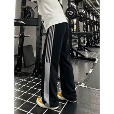 批发百搭新款美式复古2026新款秋冬装女款休闲长<b class='q'>裤子</b>直筒宽松女卫裤