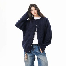 批发美式复古绞花纹理感<b class='q'>开衫</b>毛衣女秋冬季慵懒宽松情侣新款休闲针织衫
