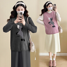 批发实拍新款孕妇秋冬针织宽松显瘦卡通时尚潮妈两件套连衣裙