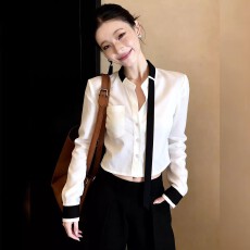 批发别致独特超好看上衣高级感2026年春季新款设计感小众气质休闲衣服