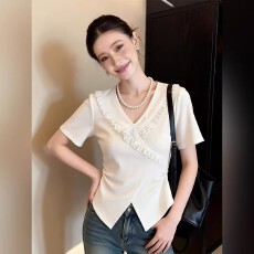 白色V领短袖T恤女2026年春季设计感超好看荷叶边休闲风百搭上衣潮
